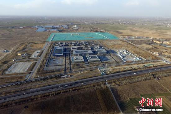 图为航拍市民服务中心。/p中新社记者 韩冰 摄