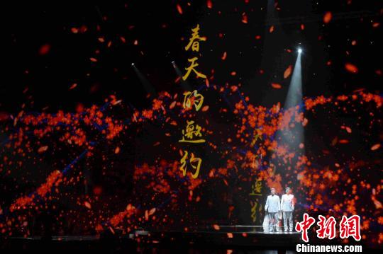互联网大咖长沙共赴这一场春天的盛会。　杨华峰 摄