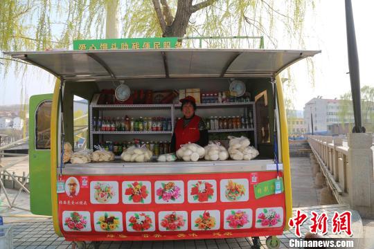 最多时为沁水县37位残疾人提供了就业岗位，其中建档立卡贫困户25个。　陈艳迪 摄