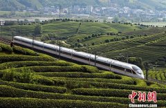 中国铁路实行新的列车运行图