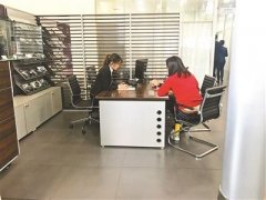 探访北京4S店：奔驰生意未受影响 部分店仍收服务费