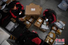 国家邮政局：4月中国快递发展指数176.8 同比提高16%