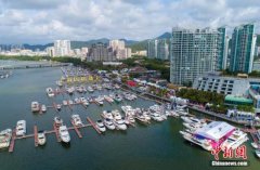 <b>端午假期预计近1亿人次出游 三亚成最热门自由行城市</b> <b>端午假期预计近1亿人次出游 三亚成最热门自由行城市</b>