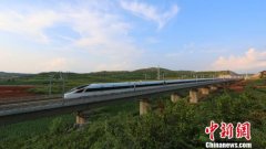 端午小长假 中国铁路昆明局集团增开126列客车