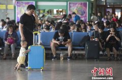 中国铁路端午假期预计发送旅客5100万人次 中国铁路端午假期预计发送旅客5100万人次