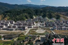 中国地方发力拓宽就业路 解决易地搬迁后顾之忧