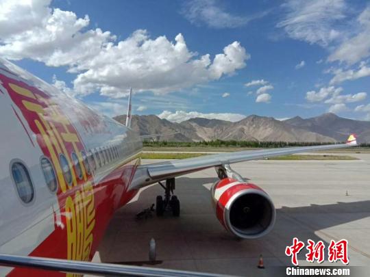 祥鹏航空开通成都直飞柬埔寨西哈努克港航线。(资料图) 钟欣 摄